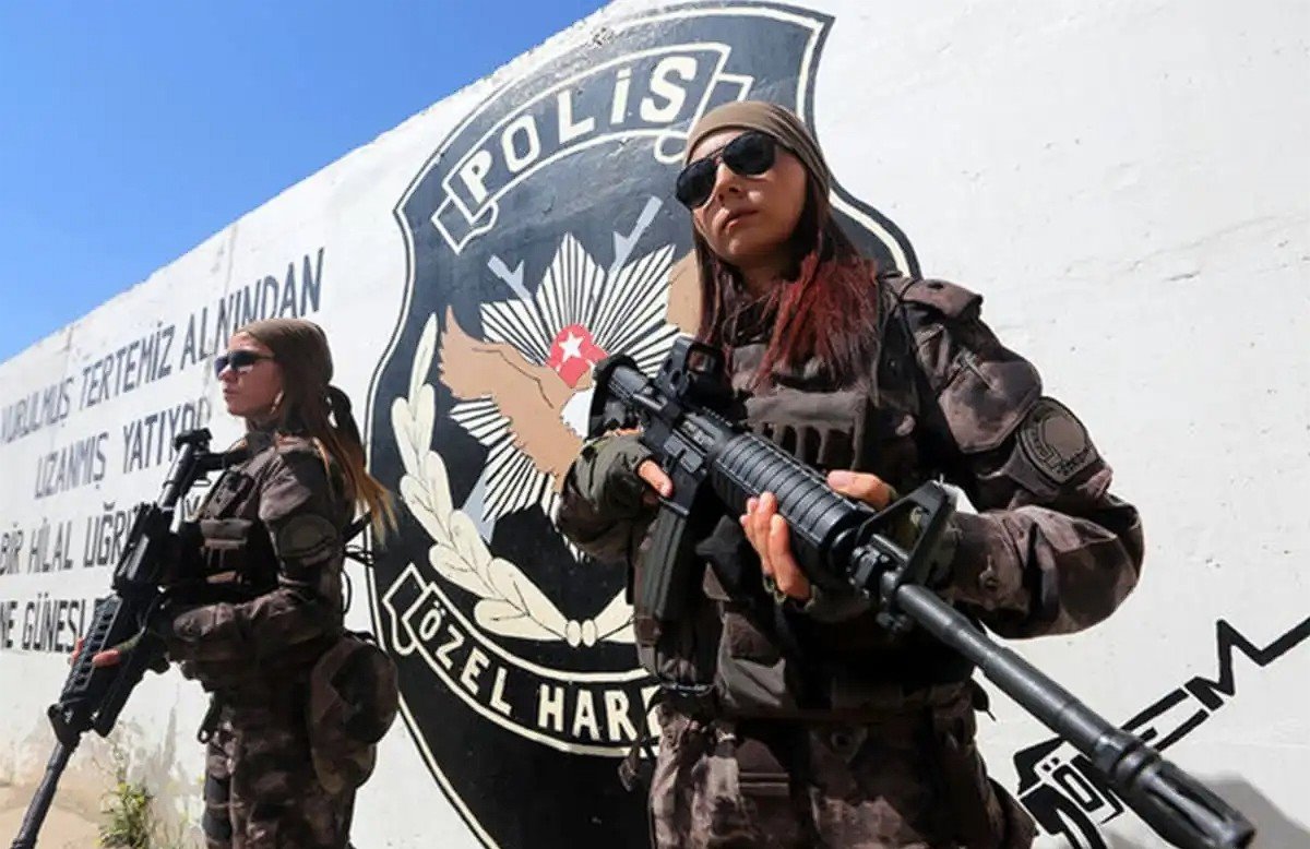 nasil-kadin-polis-olunur