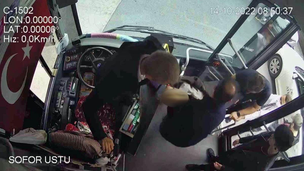 istanbul-beykoz-otobuste-kalp-krizi-gecirdi-4