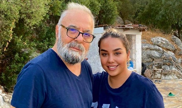 3530409-c0927f10a691c2e2123fa035ea608526-640x640