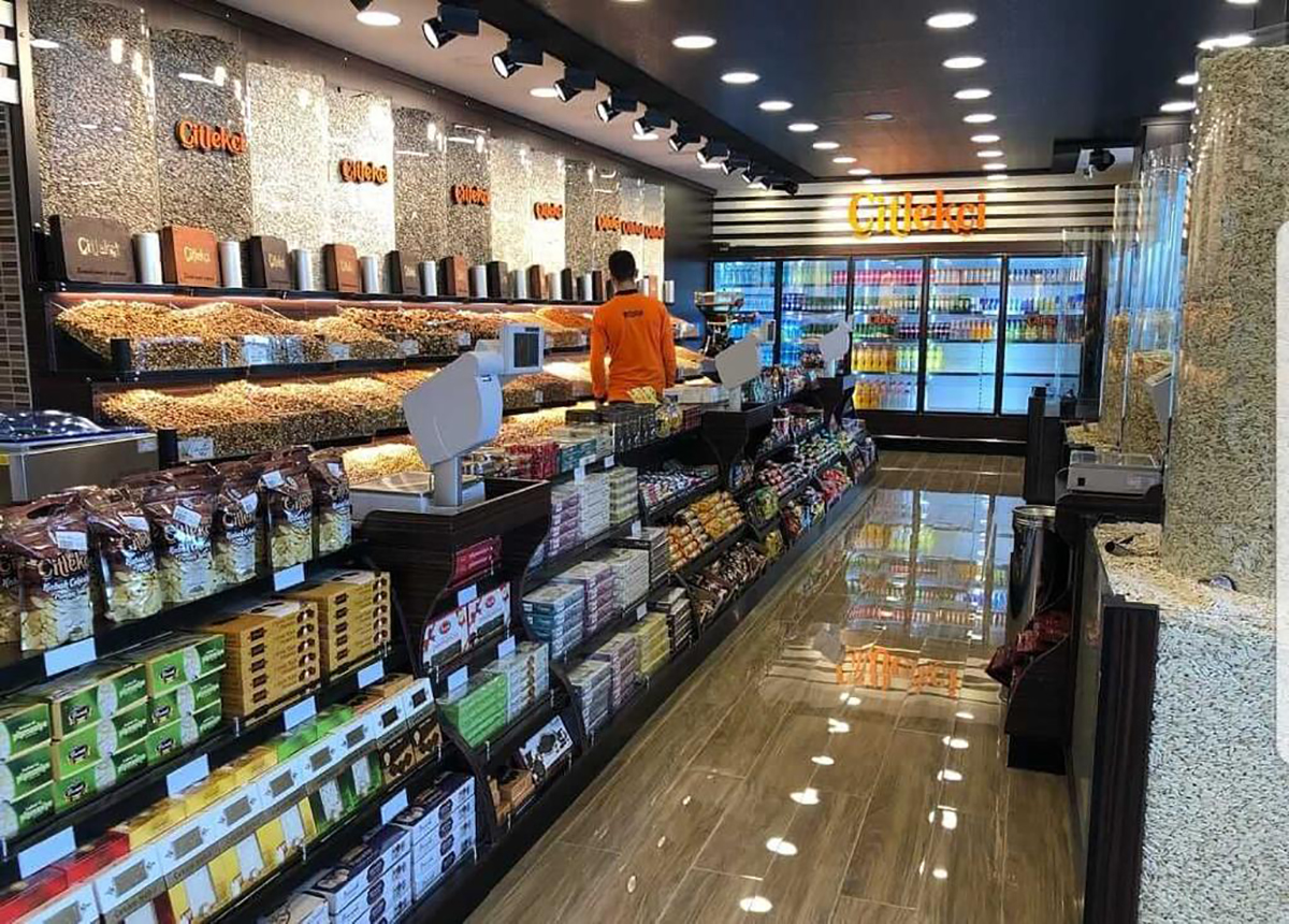 f0aa26fd-86b8-4cfa-871f-17fd3bef93d7