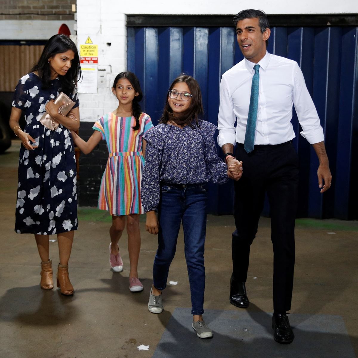 rishi-sunakin-esi-cocuklari-001