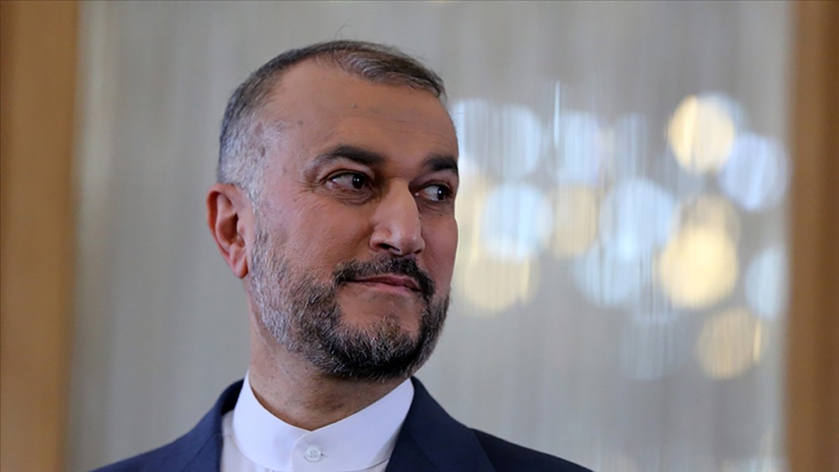 thumbs-b-c-636341cea0afb66896c67d49be639a10