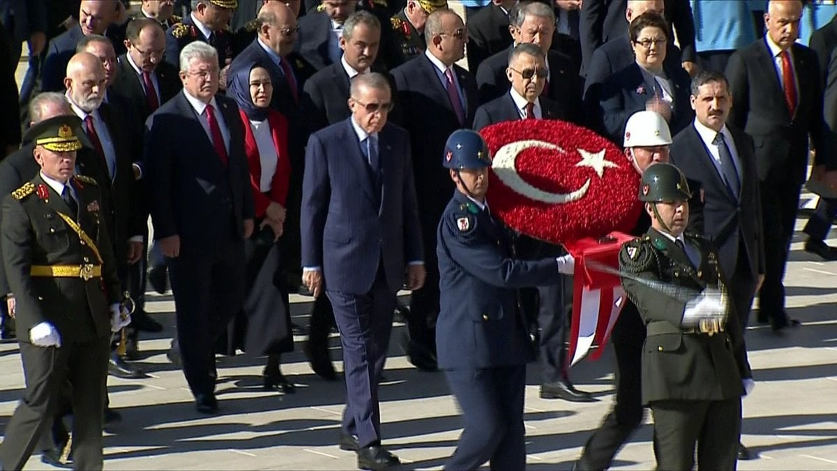 devlet-erkani-anitkabir-5.jpg