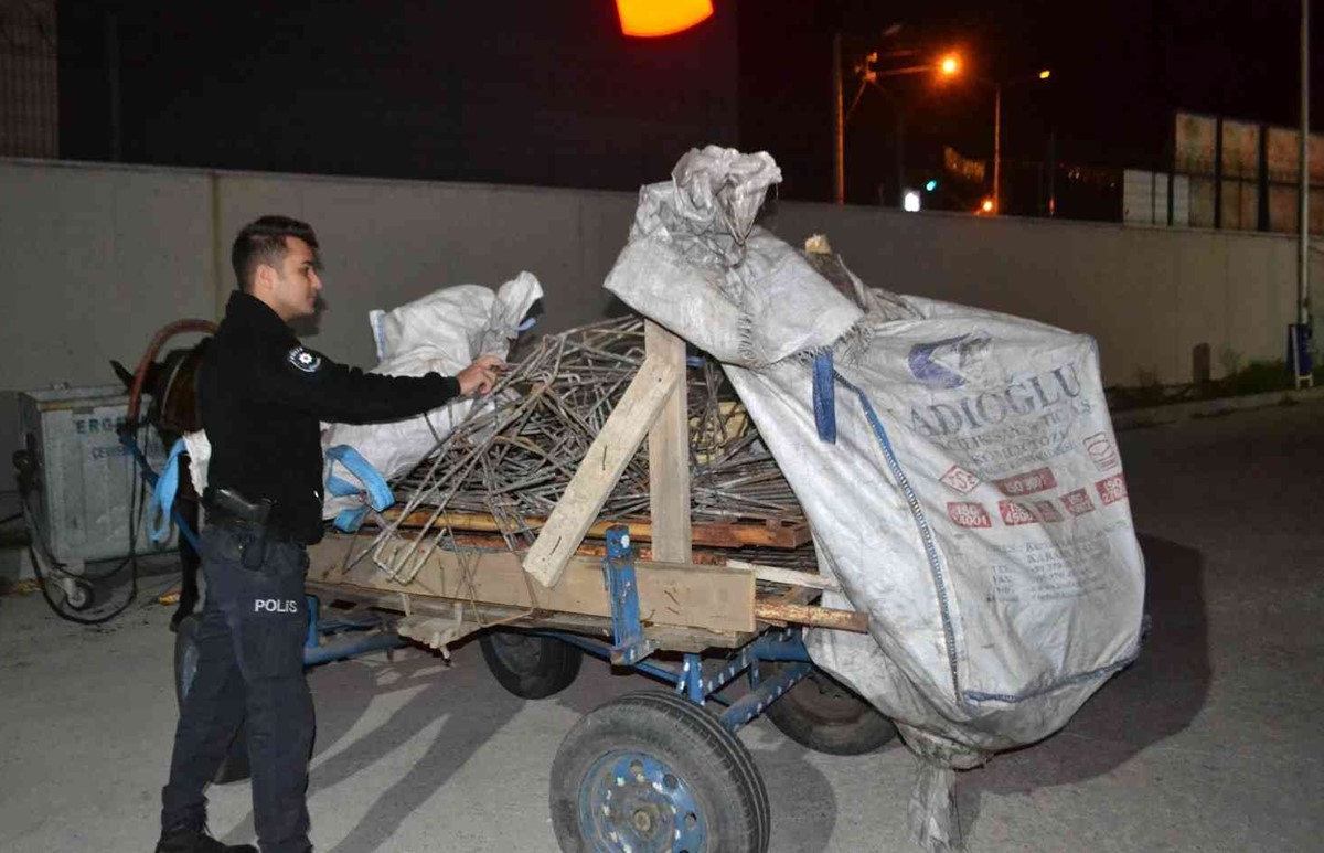 insaat-malzemeleri-calan-kadinlar