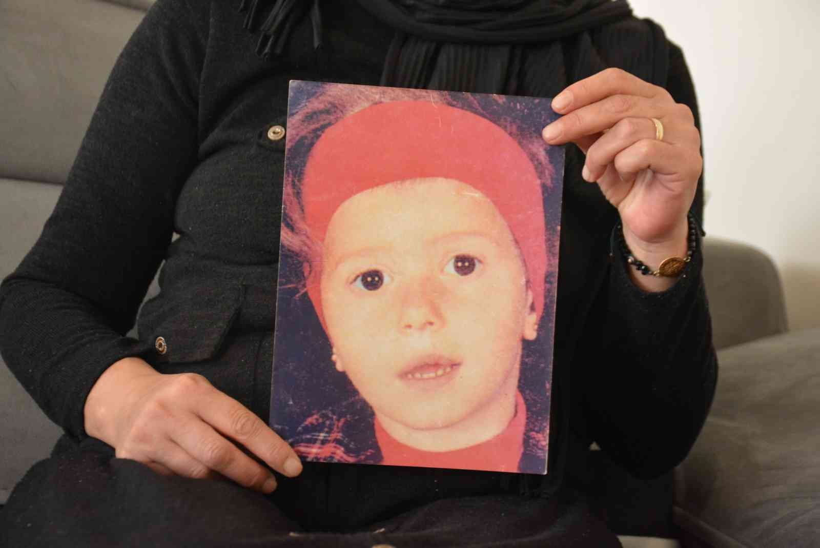 1999-depreminde-kaybolan-kizini-ariyor-3