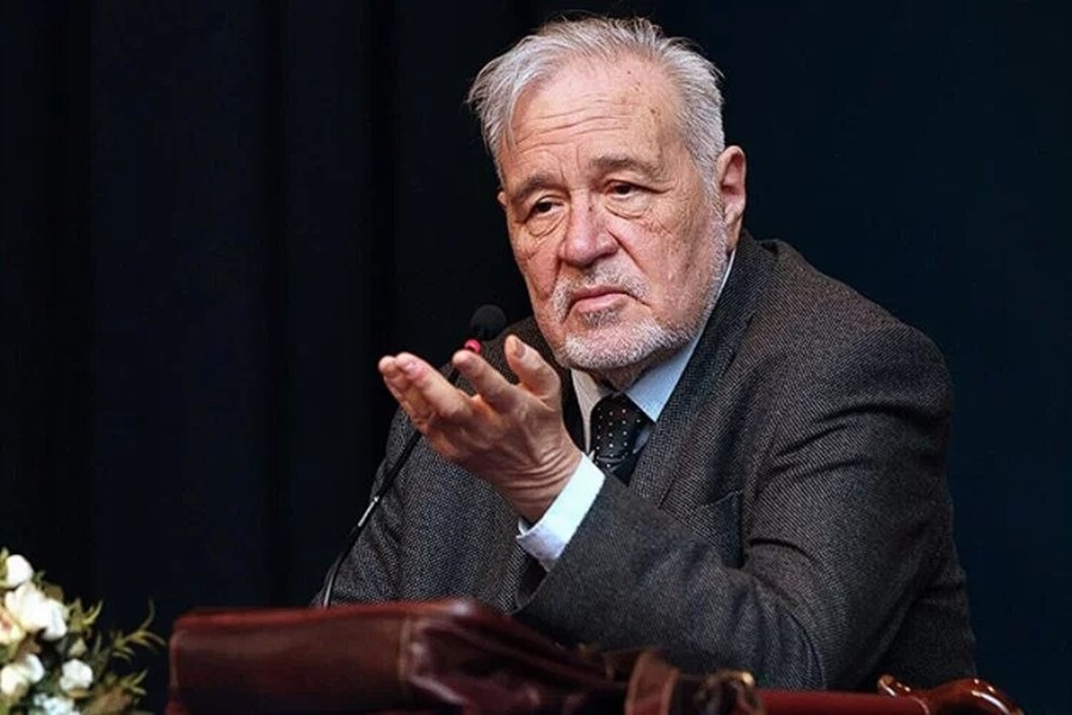 ilber-ortayli-yuzuklerin-efendisi-aciklamasi