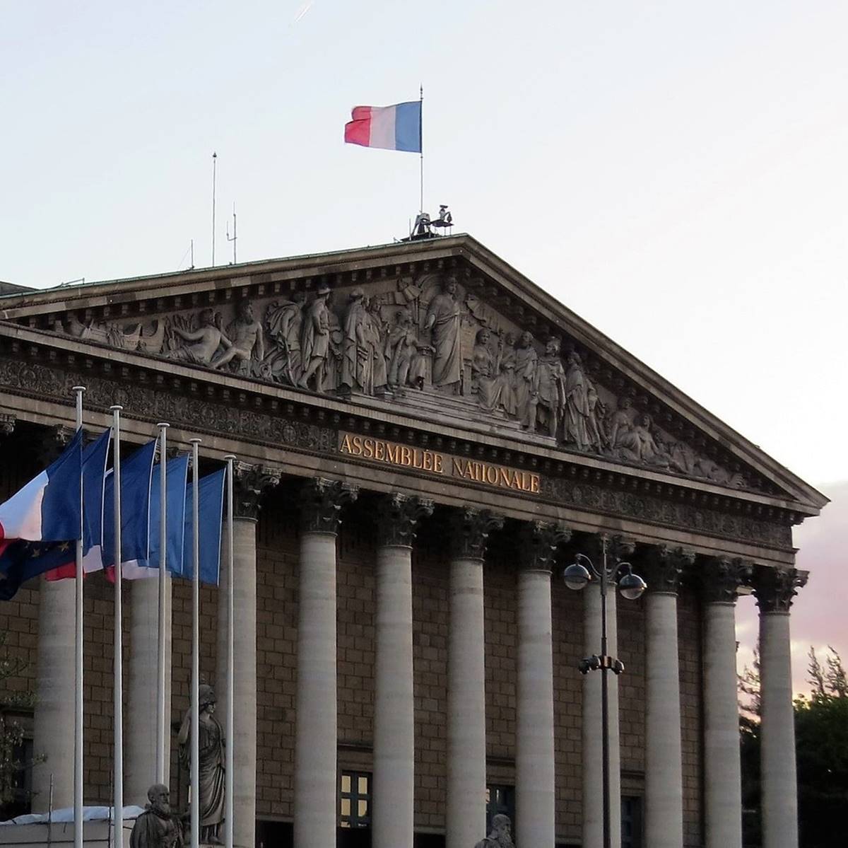 fransa-meclisi-gorevleri-yetkileri