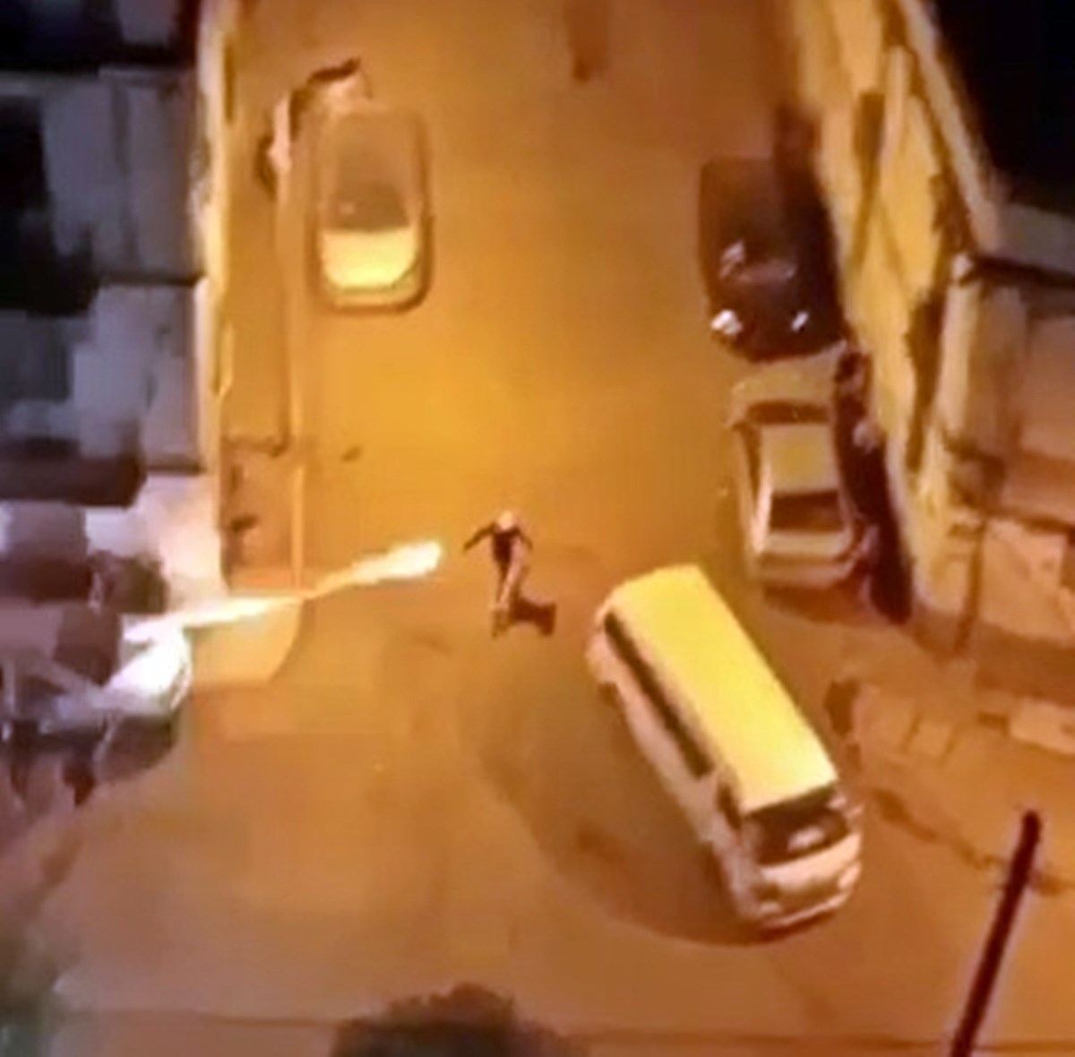 hava-fisekli-saka-korkuttu-3