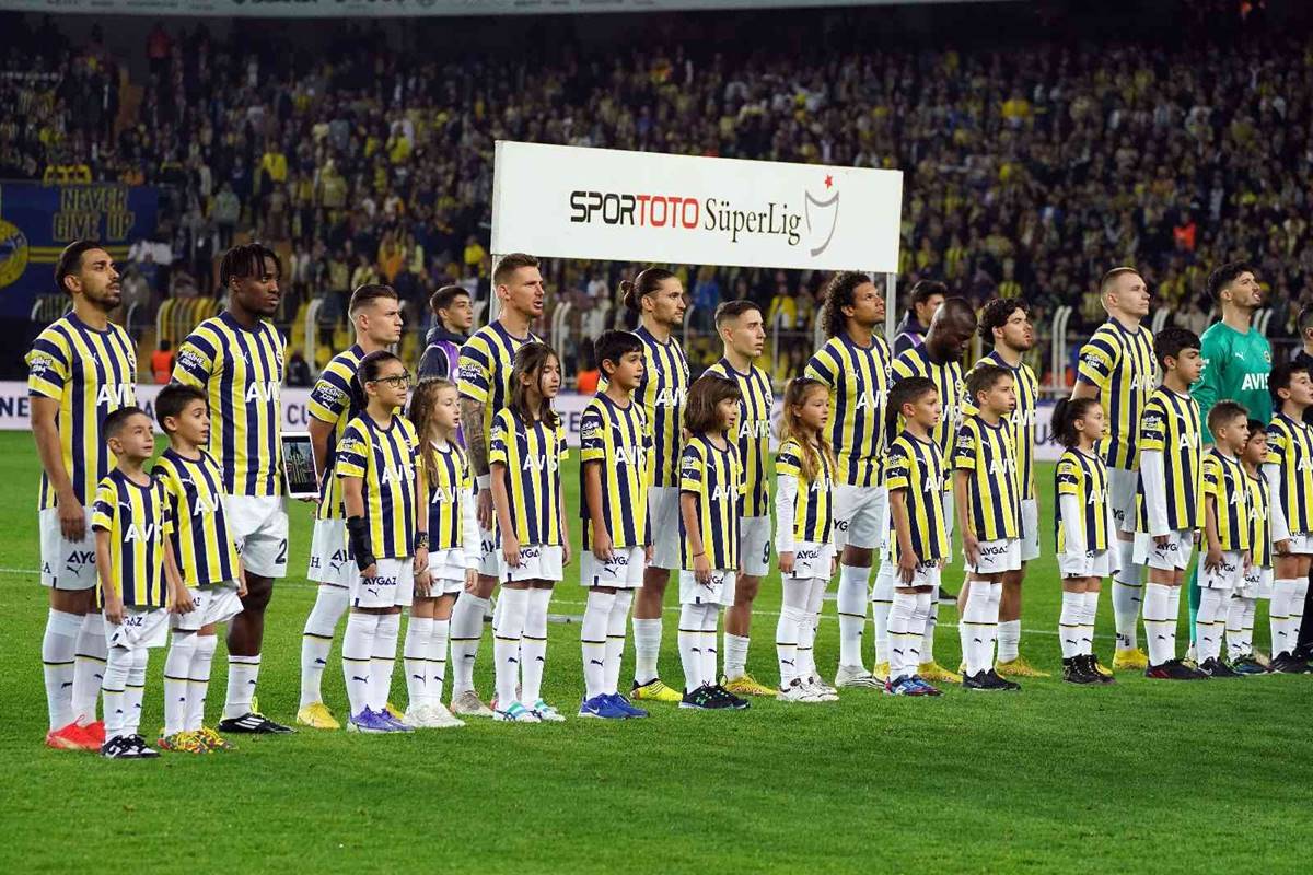 fenerbahce-ilk-11