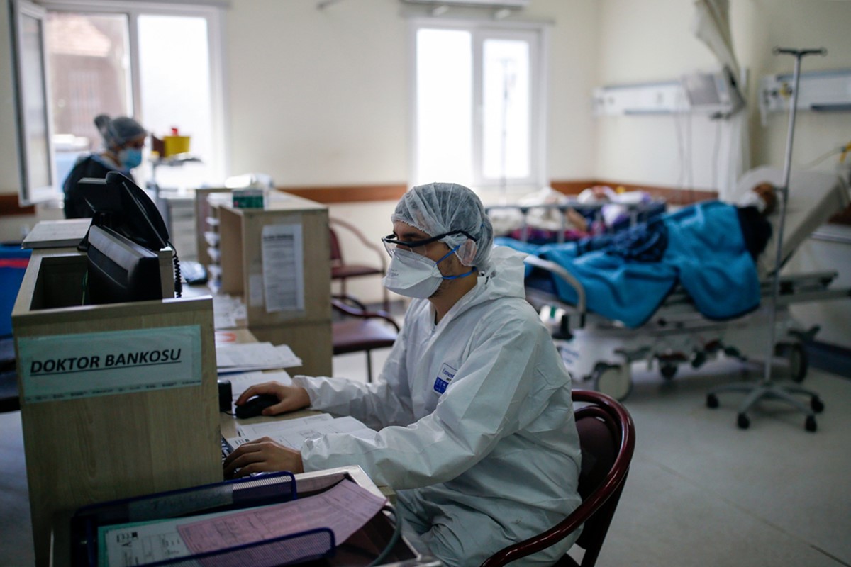 saglik-calisani-kimlerdir