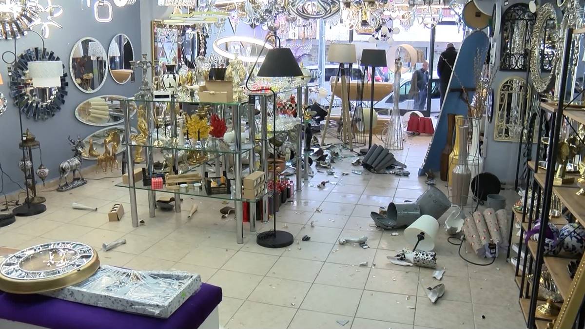 duzce-depremi-hasarli-binalar-3