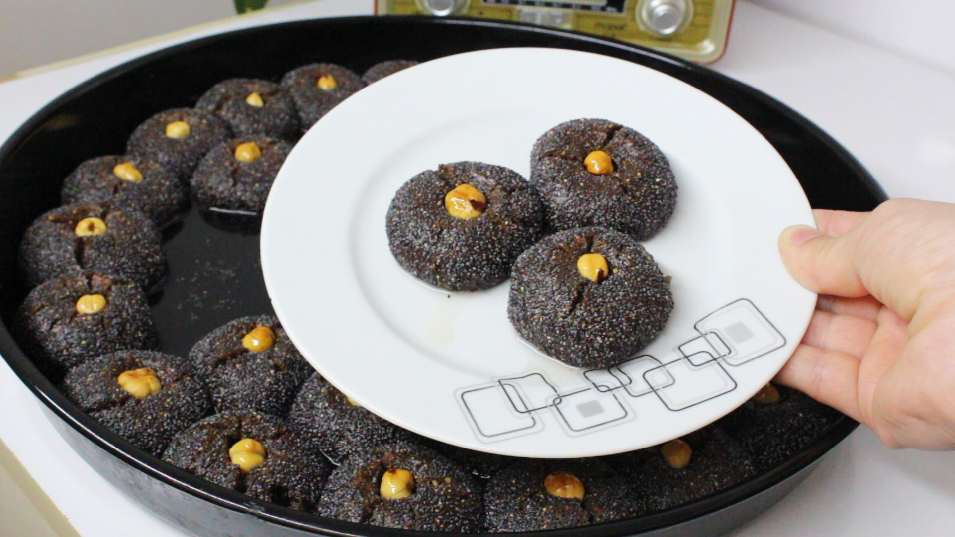 hashasli-kakaolu-sekerpare-tarifi-sekerparenasil-yapilir