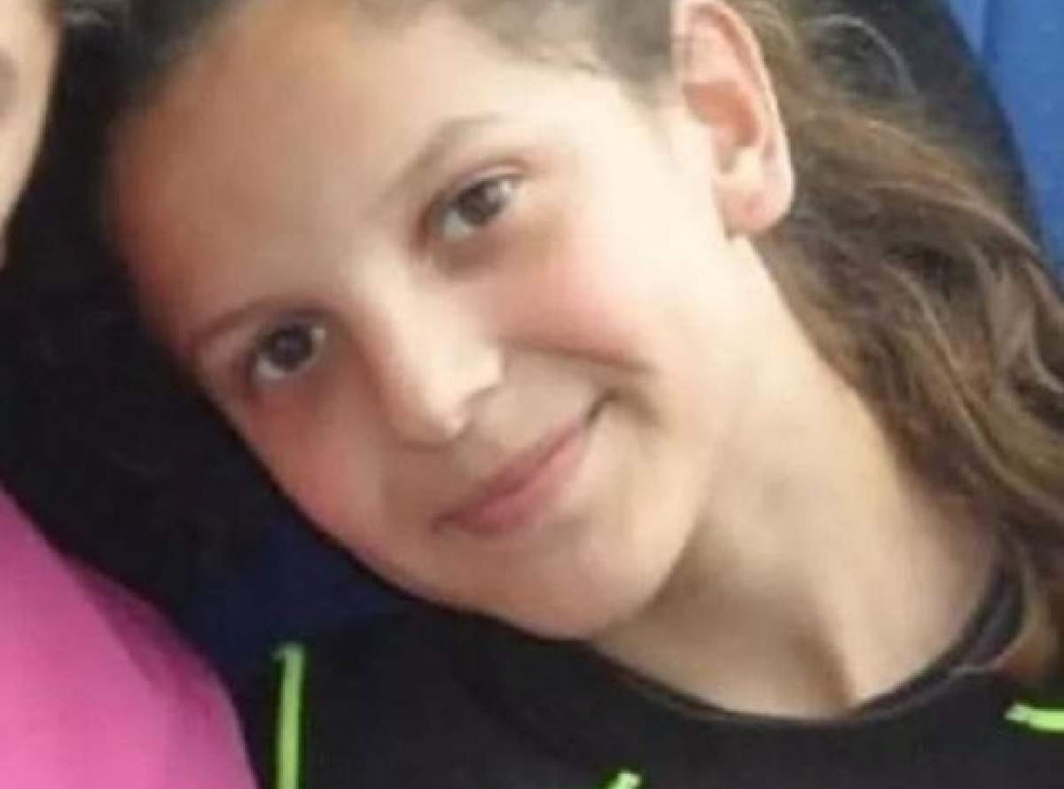 ebrar karakurt çocukluğu