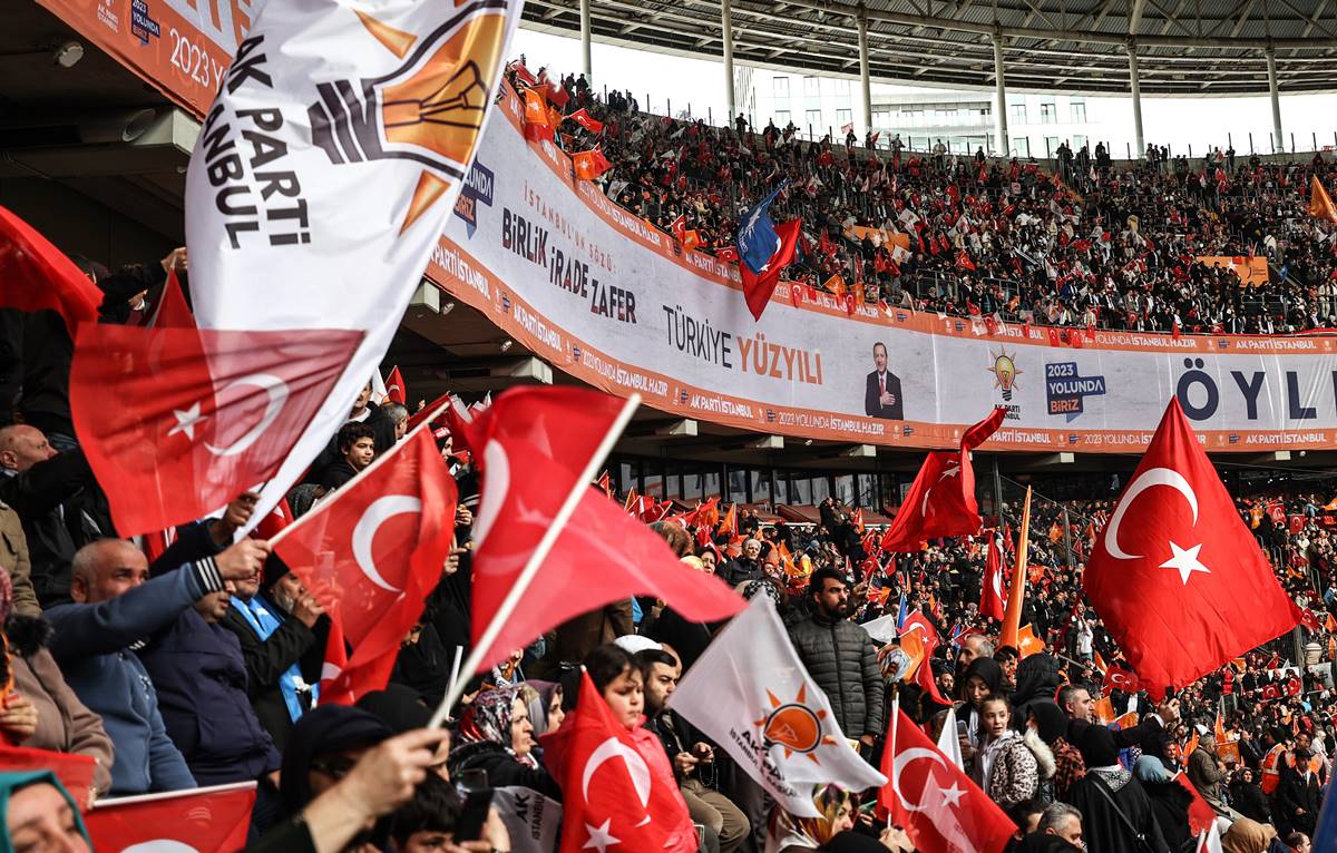 erdogan-ak-parti-nef-stadyumu-1.jpg