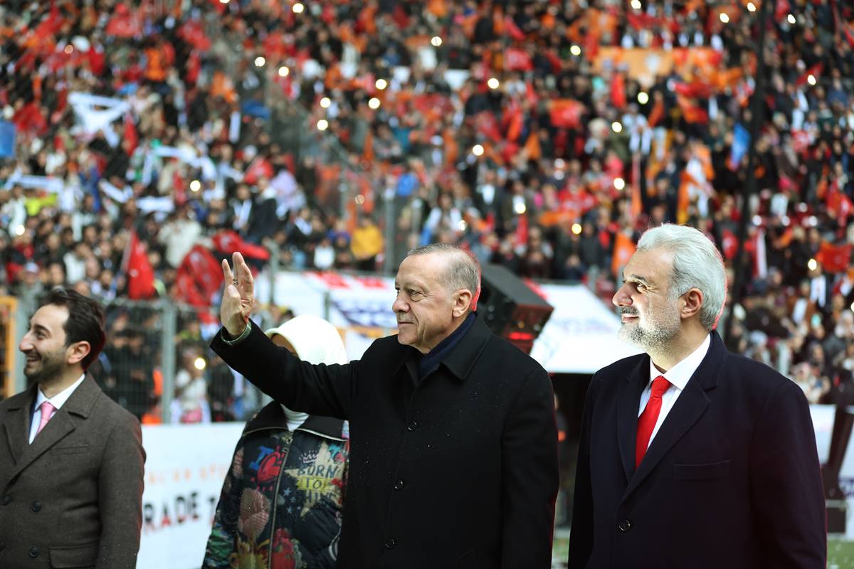 erdogan-ak-parti-nef-stadyumu-11.jpg
