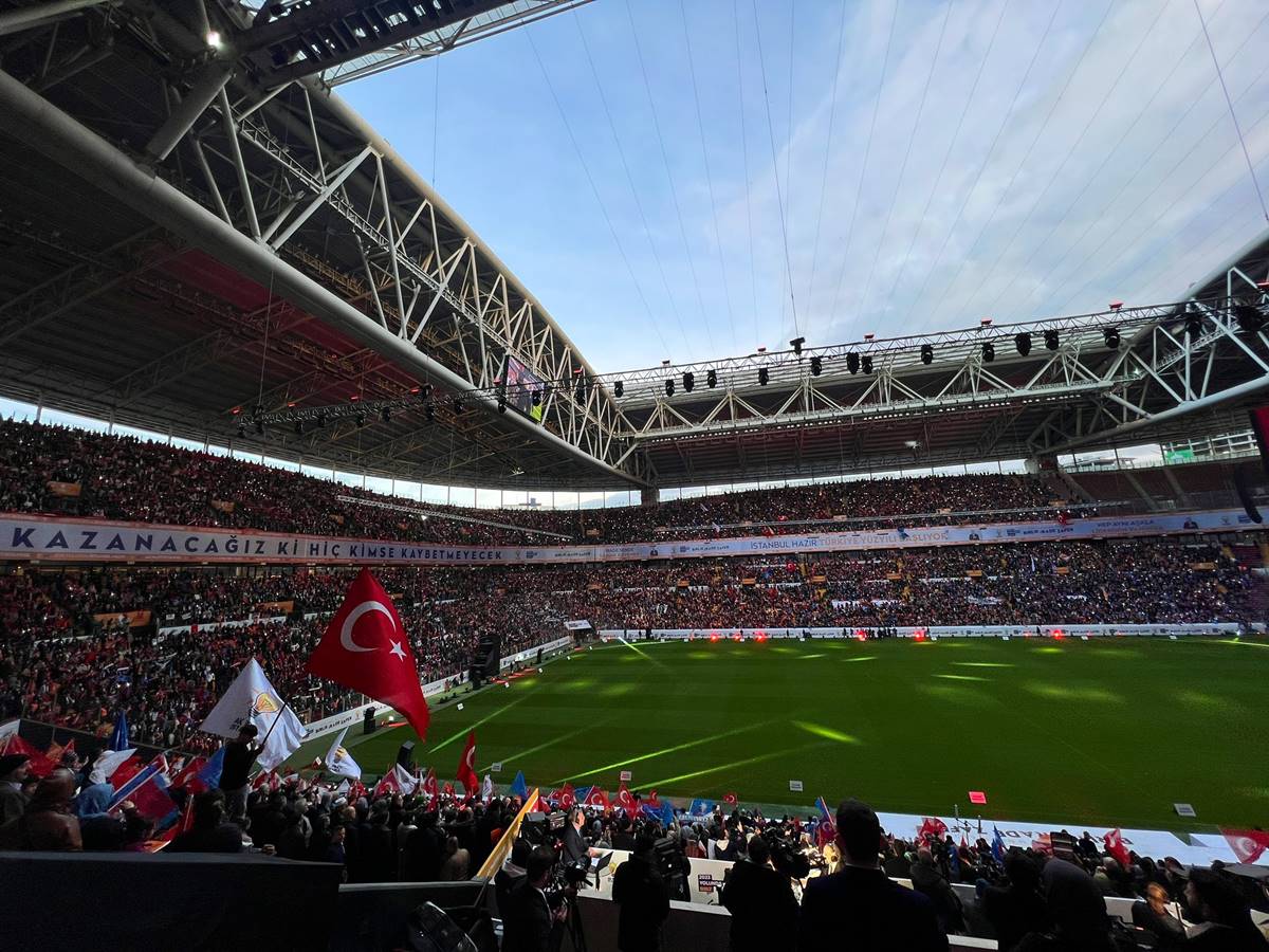 erdogan-ak-parti-nef-stadyumu-5.jpeg