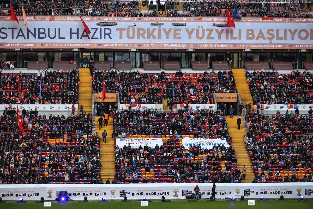 erdogan-ak-parti-nef-stadyumu-8.jpg