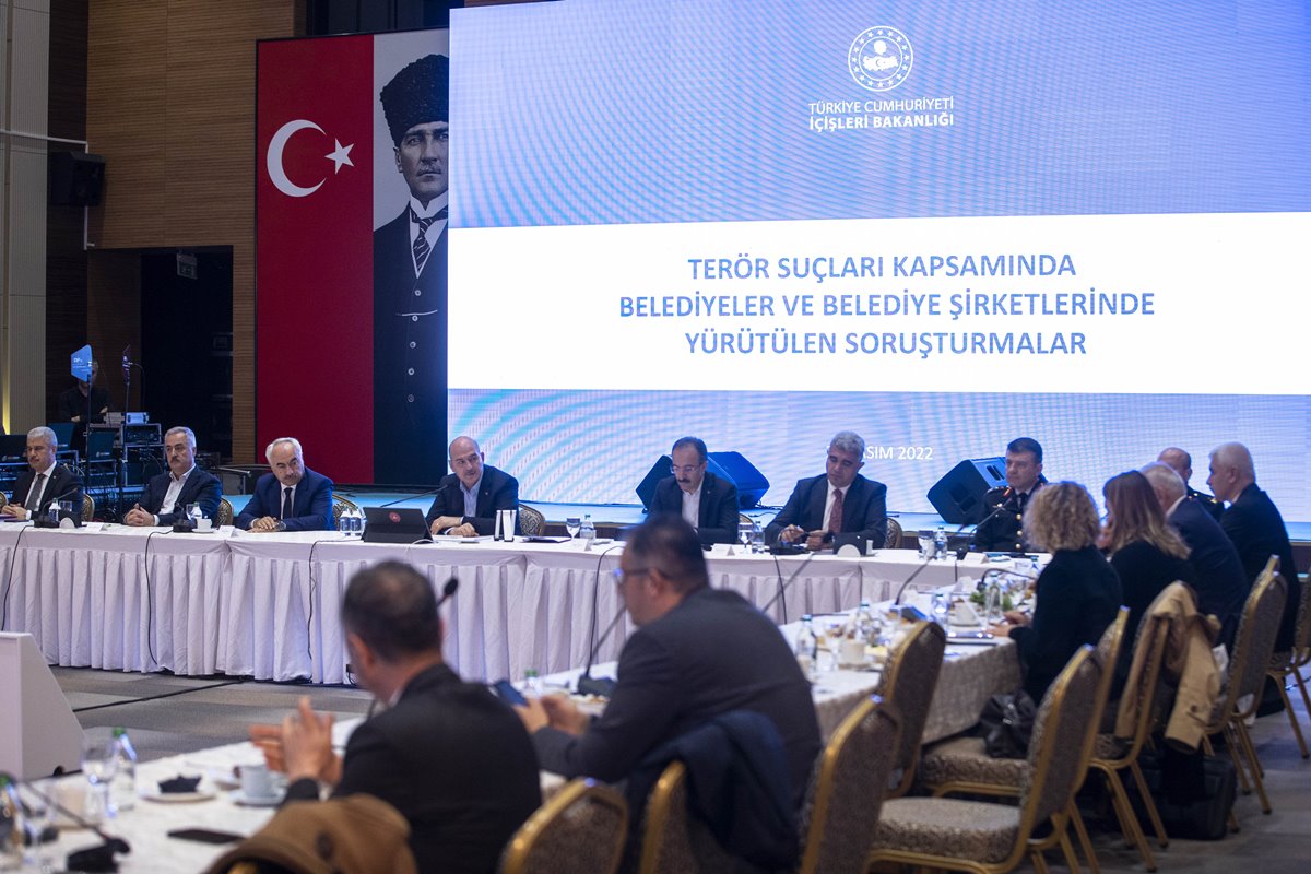 icisleri-bakanligi-belediyelere-teror-sorusturmasi-001