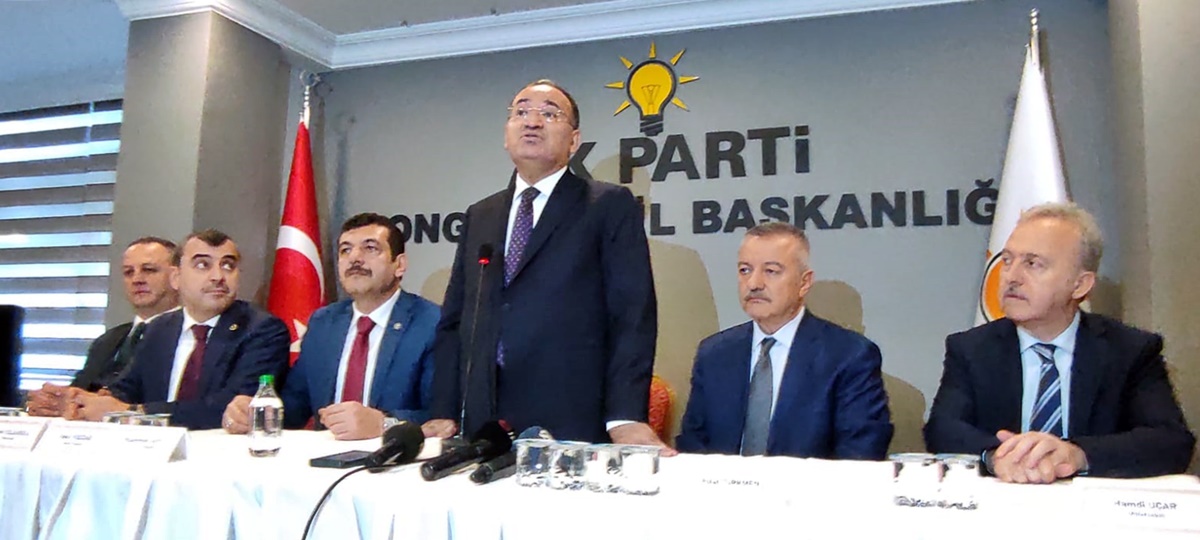 adalet-bakani-bekir-bozdag-altili-masa-aciklamasi-4