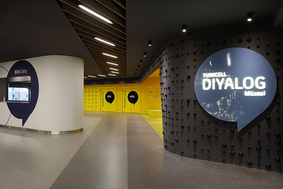 karanlikta-diyalog-nedir