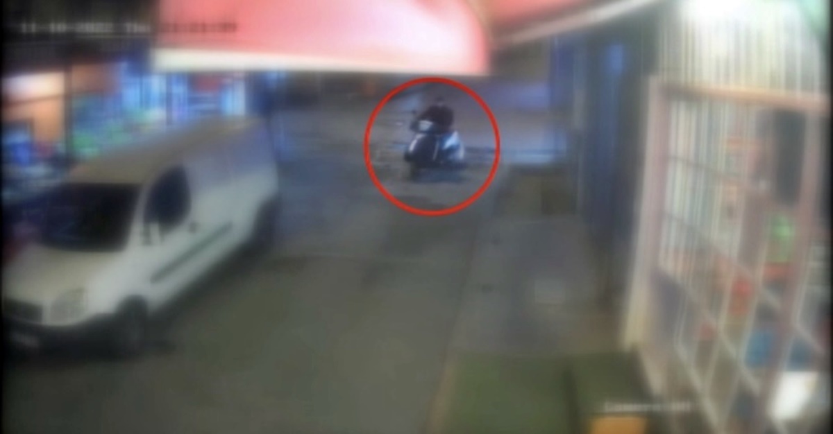 hirsizlik-yapan-kapkacciyi-5-gun-sonra-evinden-aldilar-3