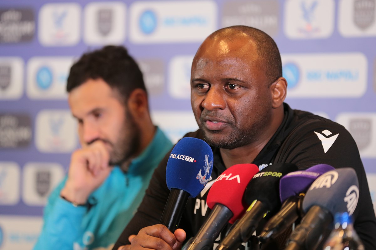 crystal-palace-teknik-direktoru-patrick-vieira-3
