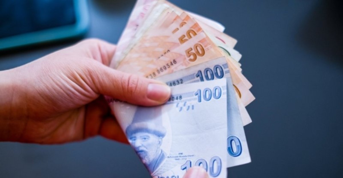 Çalışmayan ev hanımına devlet desteği