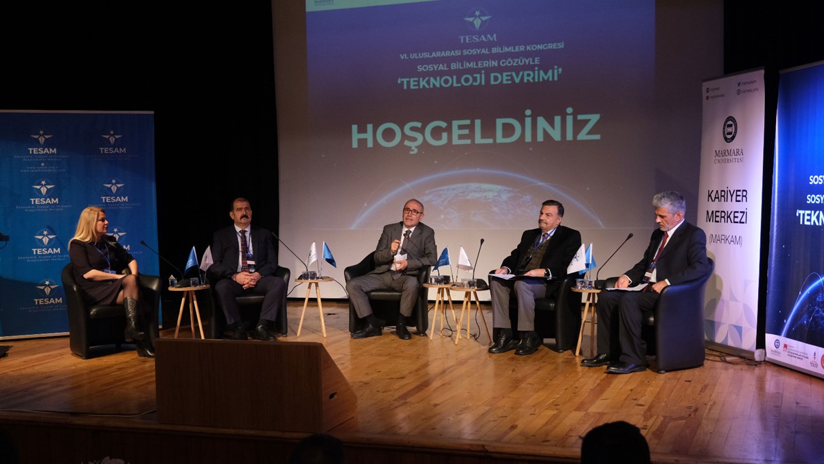 tesam-kongresi-sosyal-bilimlerin-gozuyle-teknoloji-devrimi-2