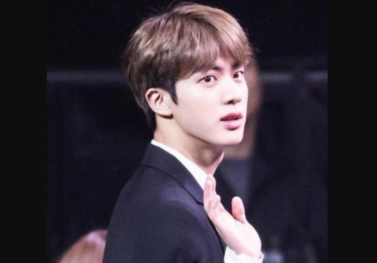 seokjin-kimdir-twitter-gundem-olan-bts-uyesi-kim-14208853-8257-amp