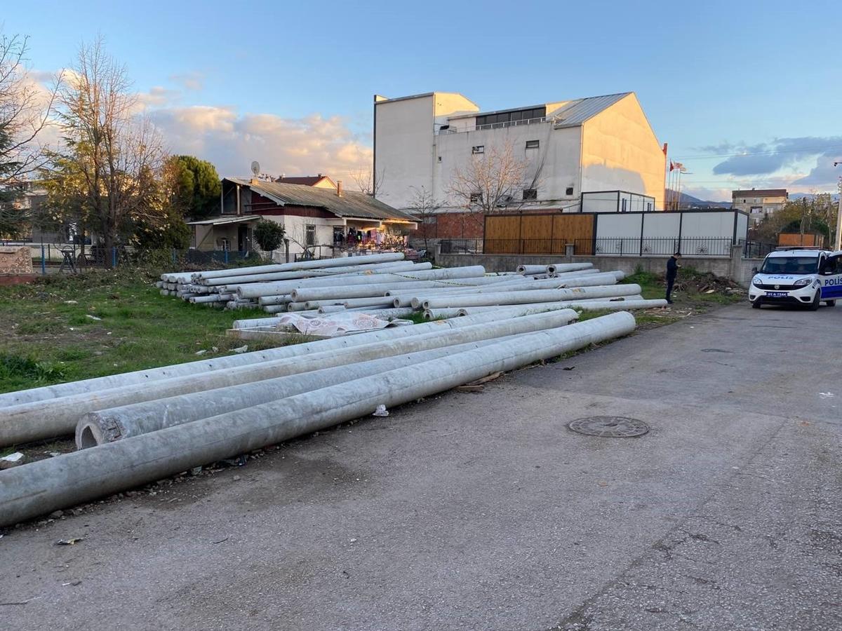 oyun-oynarken-feci-sekilde-can-verdi-8