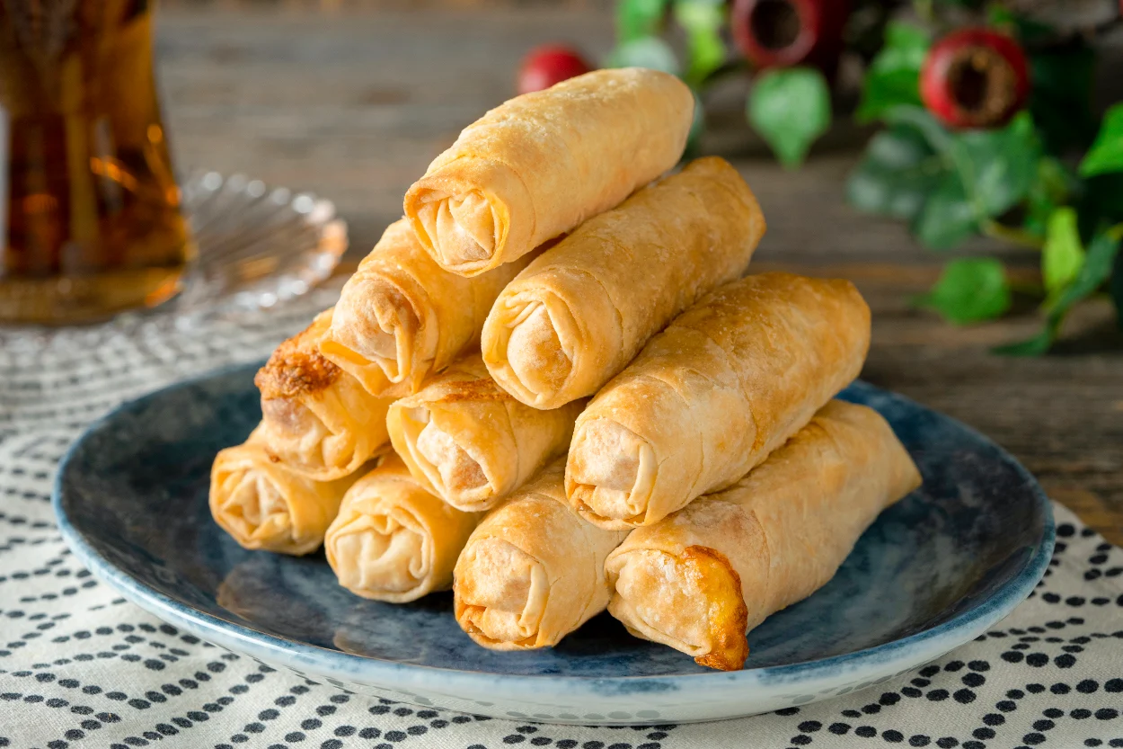 patates-kasarli-kalem-borek-yemekcom