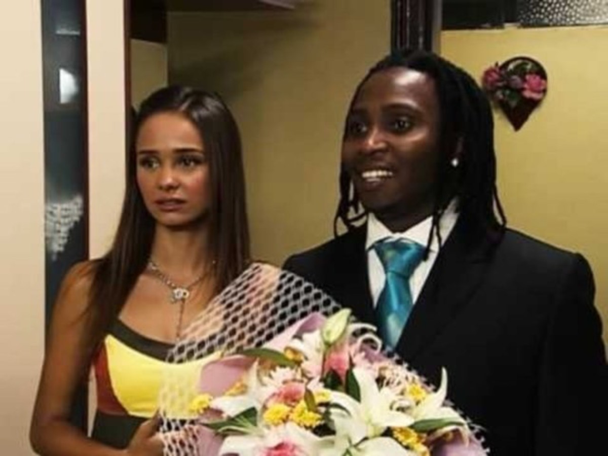 Akasya Durağı'nın Obayana'sın Max Bendo