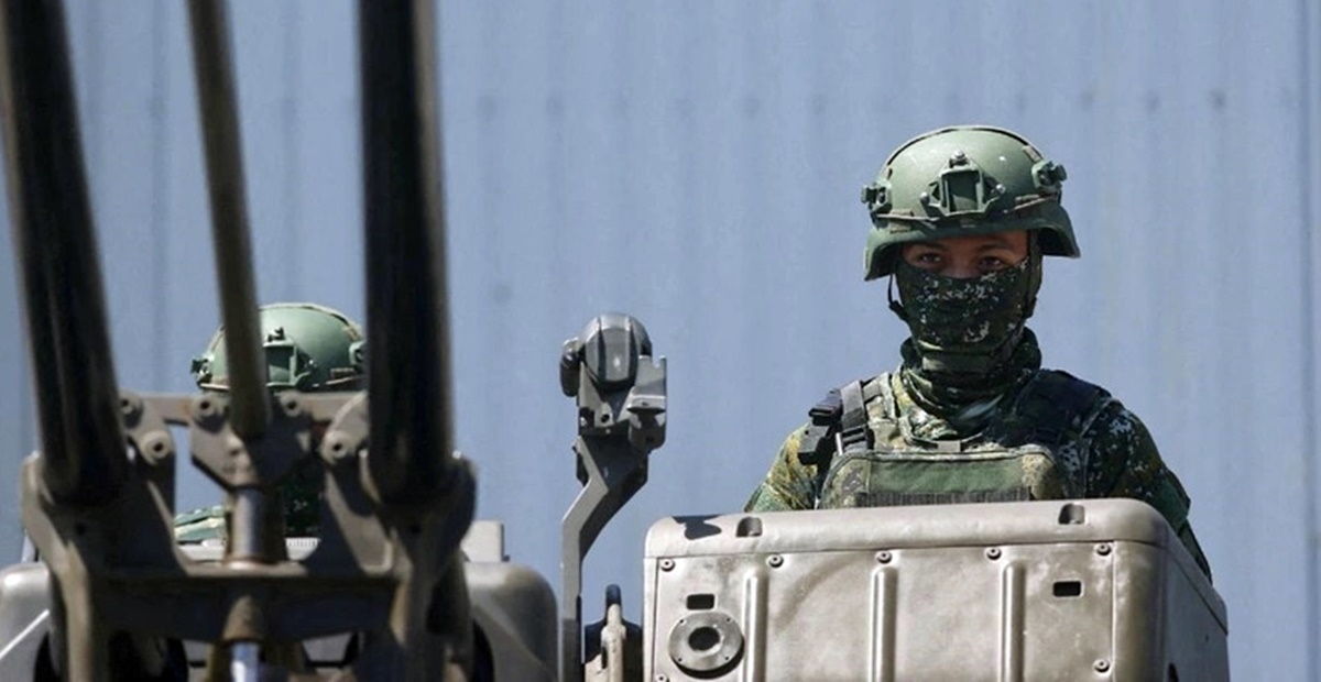 tayvanda-askerlik-suresi-artirildi