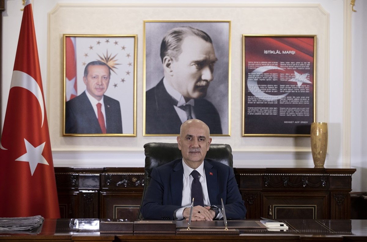 vahit-kirisci-evcil-hayvanlara-cip-taktirma-zorunlulugu