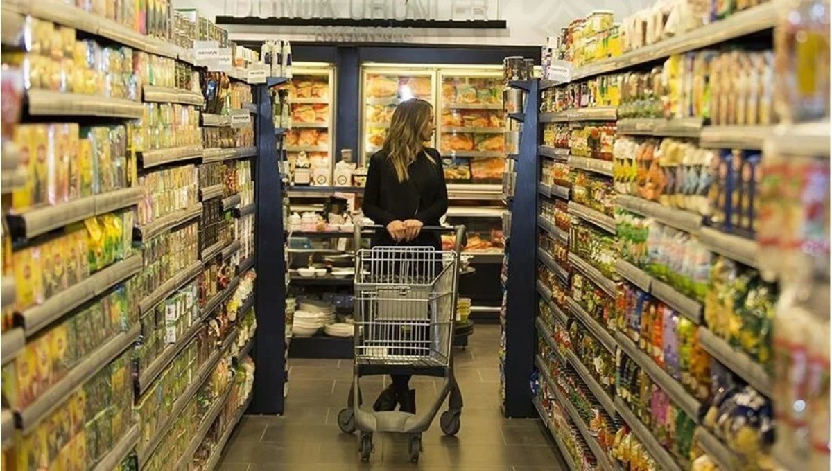 büyük zincir marketlerinde sabit fiyat yüzde 50 indirim