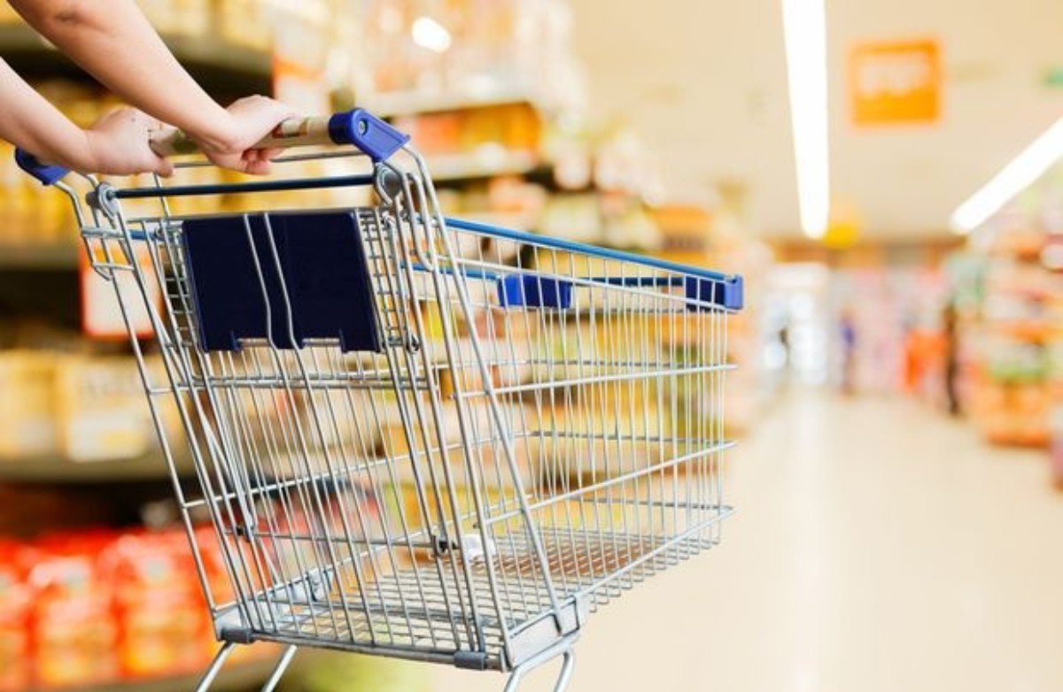 büyük zincir marketlerinde sabit fiyat yüzde 50 indirim