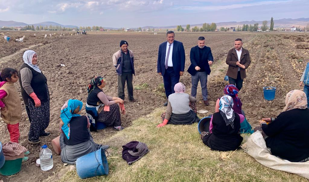 whatsapp-image-2023-01-15-at-16-18-01-001