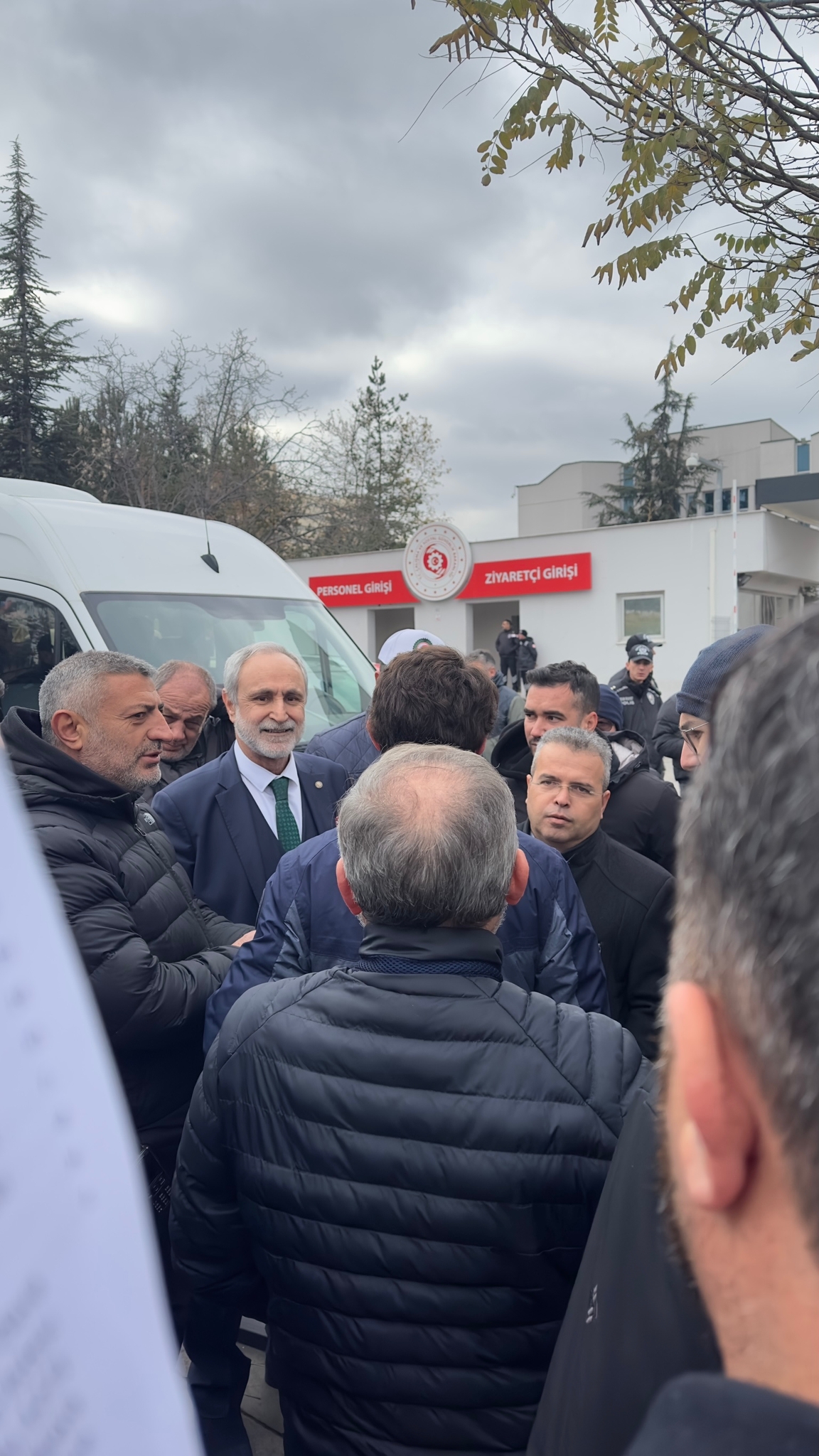 whatsapp-image-2023-01-18-at-12-23-48-1