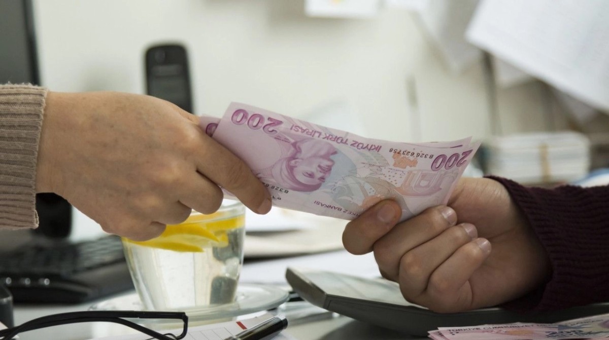 Çocuklu ailelere 1.300 TL para ödenecek