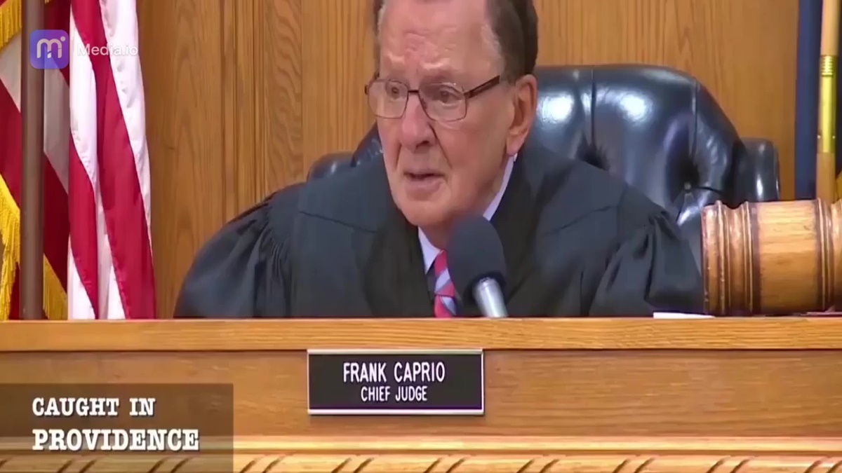 babasini-ele-veren-cocuk-1