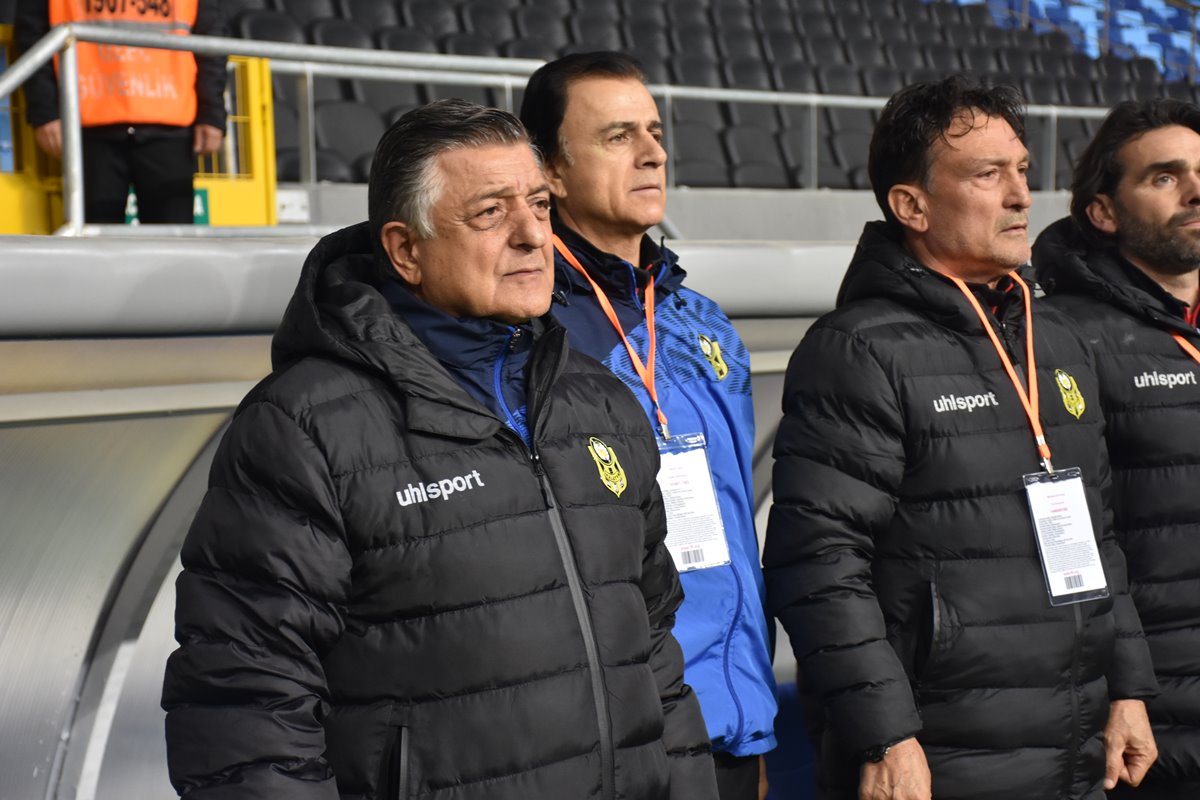 yilmaz-vural-hangi-takimlari-calistirdi