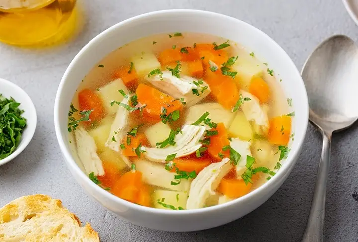 13-pratik-tavuk-corbasi-4-190