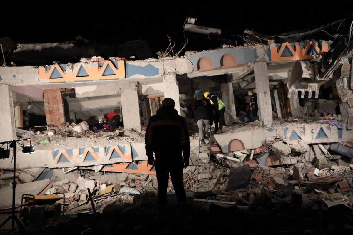 deprem-bolgesi-toplanma-alanlari