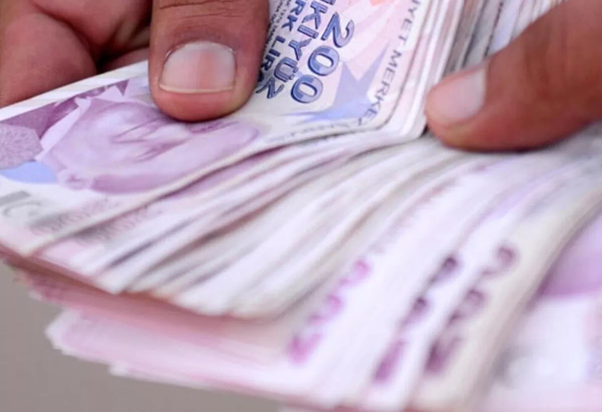 PTT'ye kimliğiyle giden ödeme alacak