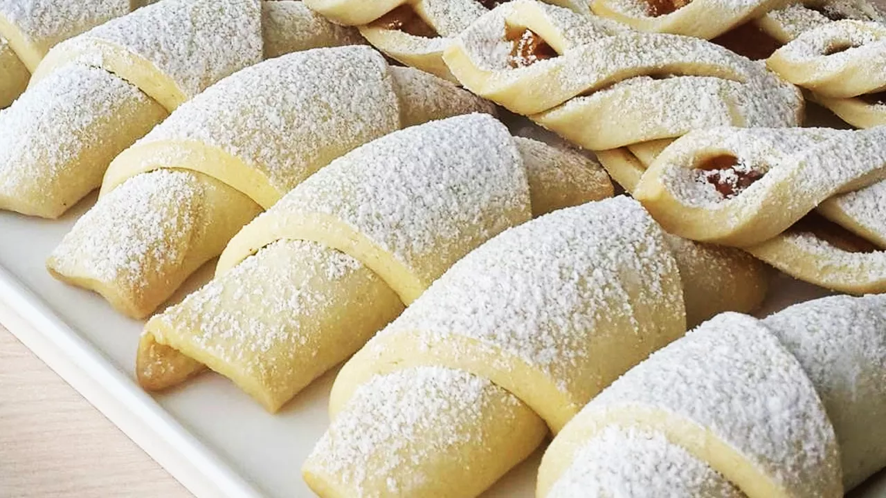 elmali-kurabiye-nasil-yapilir-elmali-kurabiye-kac-derecede-piser-elmali-kurabiye-tarifi-1658238731-8382