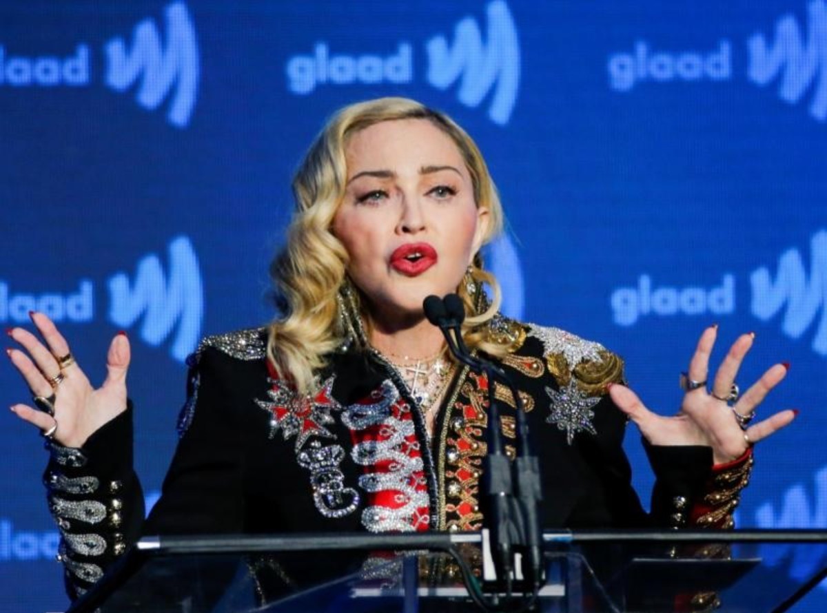 Madonna'dan deprem paylaşımı