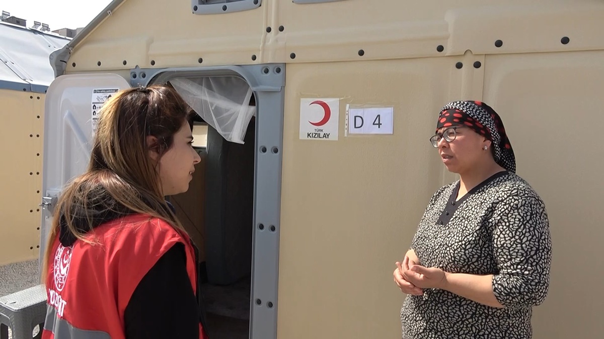 deprem-bolgesi-isvec-cadirlari-9