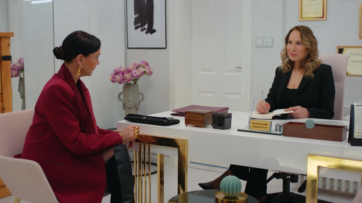 yasak-elma-dizisi-gulseren-budayicioglu-ile-dalga-gecti-1