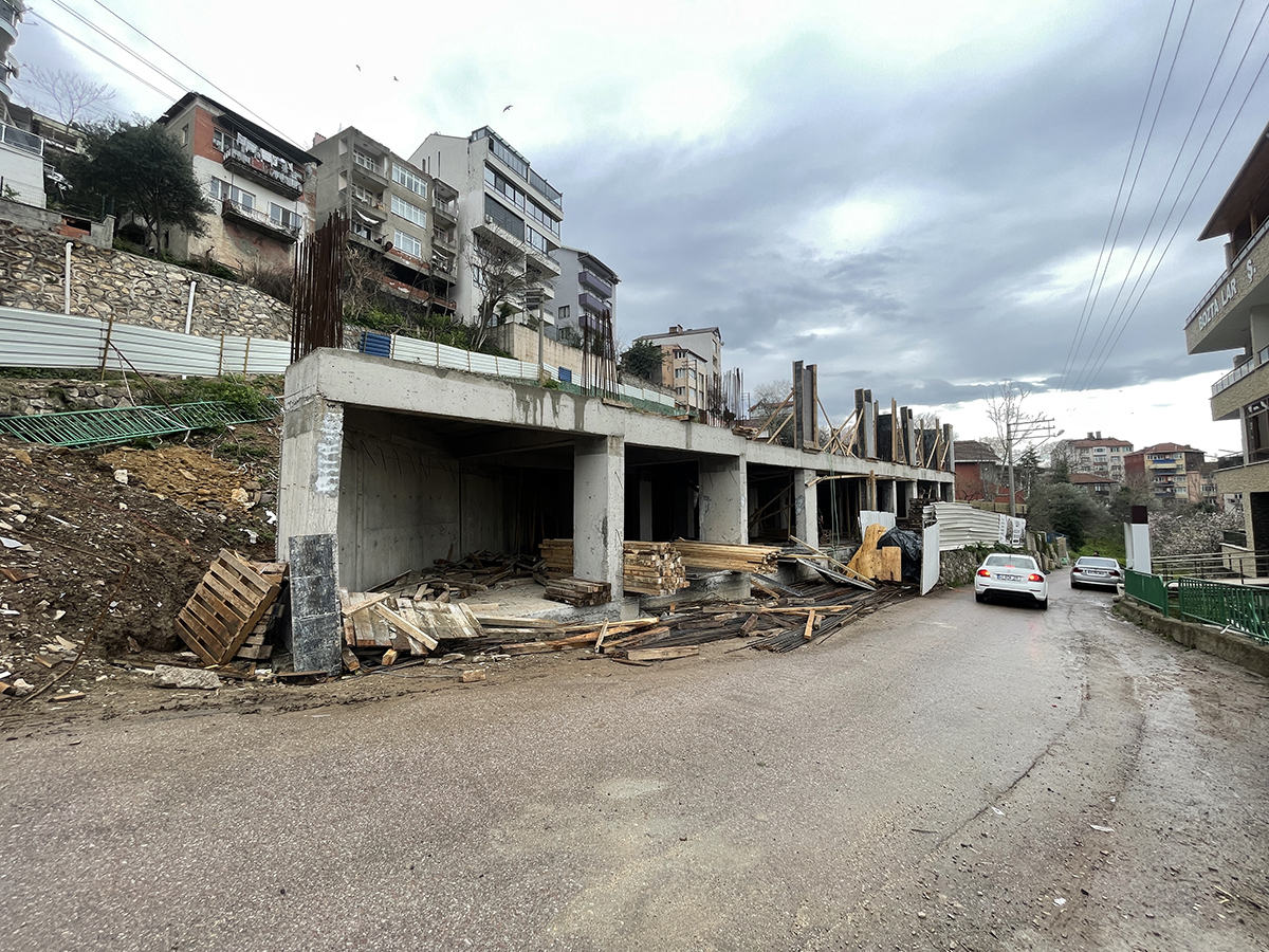 aa-20230309-30520907-30520904-kocaelide-insaat-temelindeki-kirislerin-toprakla-dolduruldugu-iddiasina-inceleme-copy