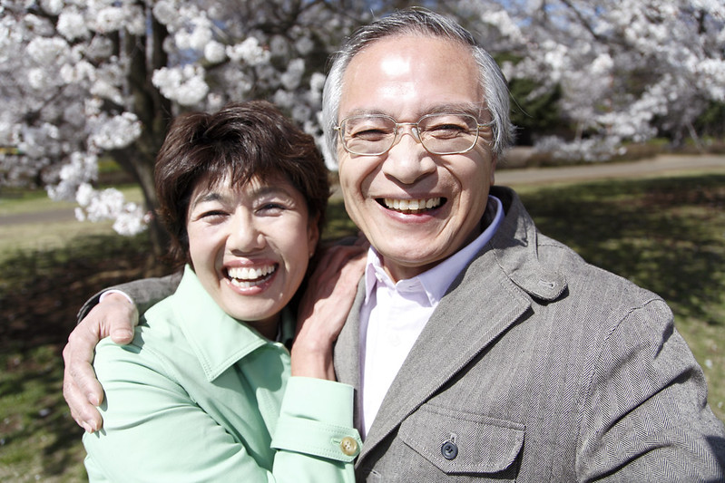 happy-japanese-couple.jpg